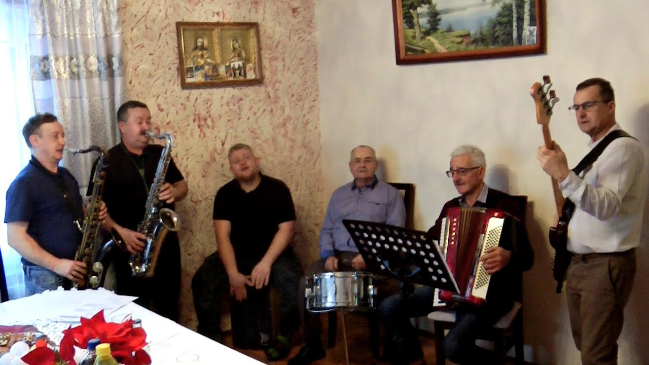 Kolędowanie z kapelą "Gąsiory" -  Ciężkowice - 4.01.2025 r.