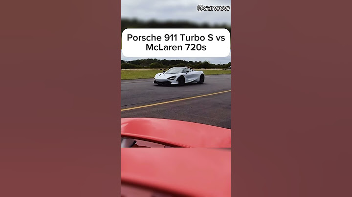 Porsche 911 Turbo S vs McLaren 720s !