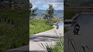 Yak Gel Bi̇ldi̇gi̇n Ne Varsa