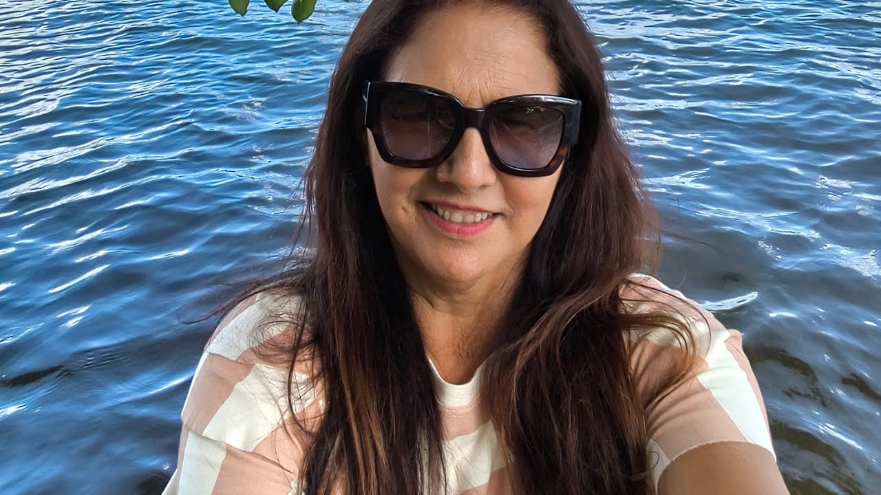 Vida na Roça com Valdete. Vida na Roça com Valdete. está ao vivo!