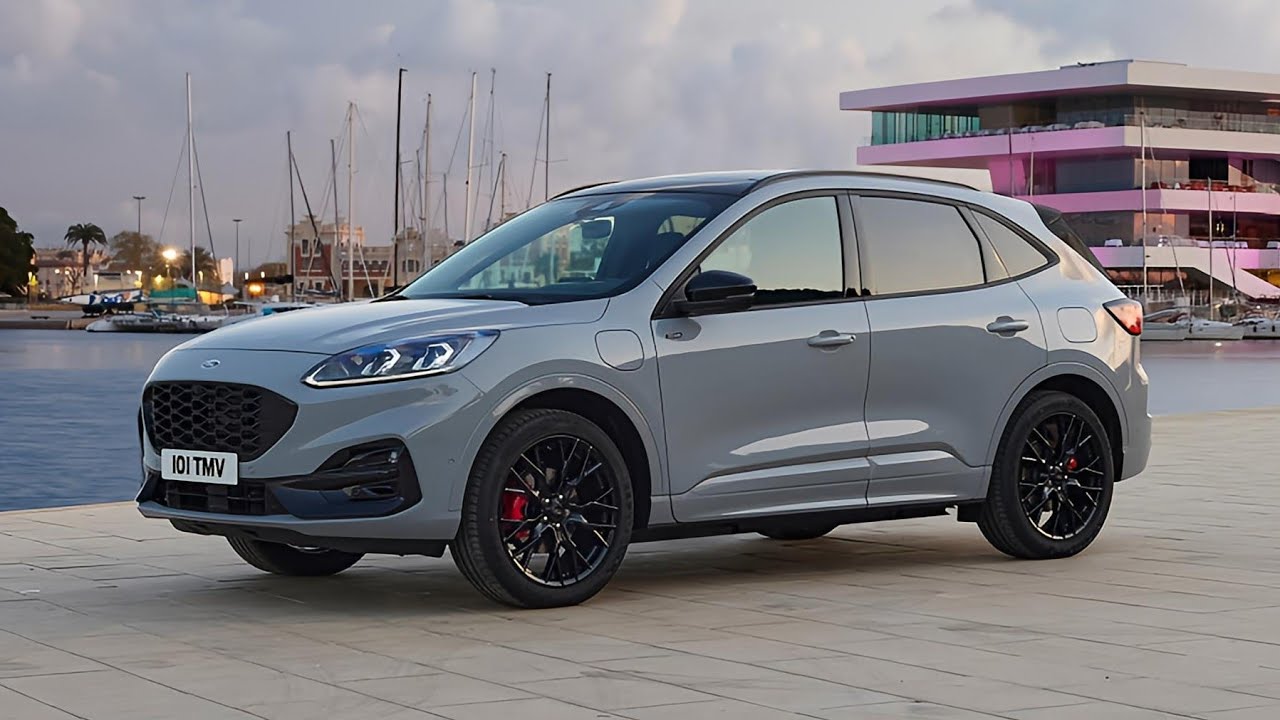 2023 Ford Kuga Graphite Tech Edition gives Kuga a fresh look! 