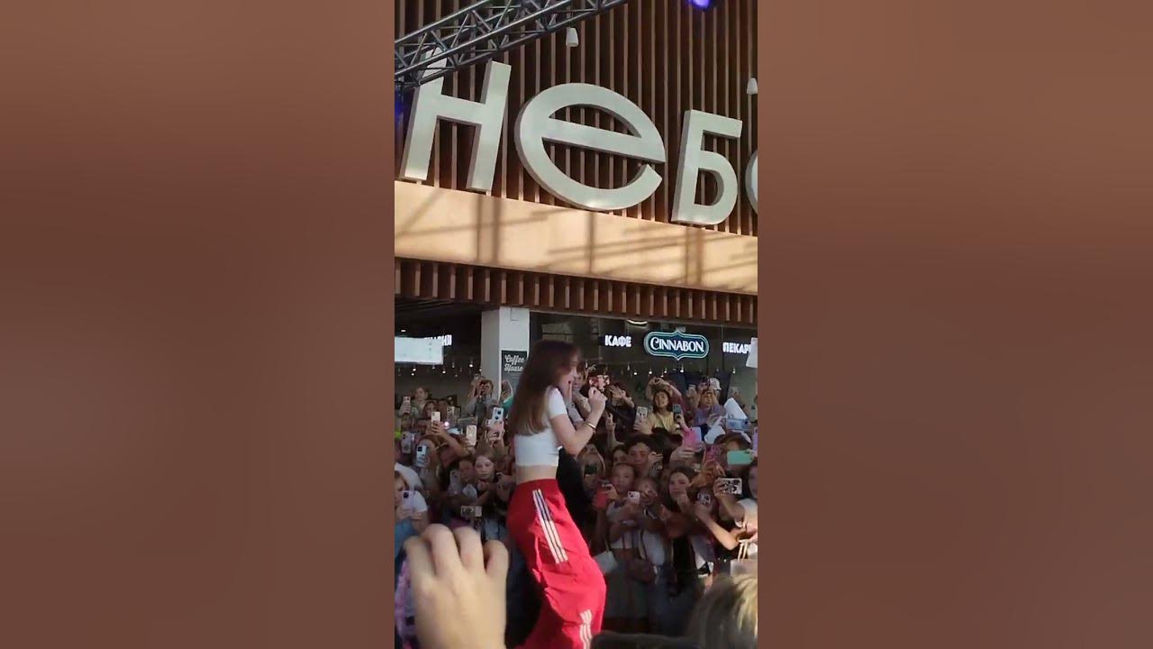 На сходке у Марьяны Локель - YouTube