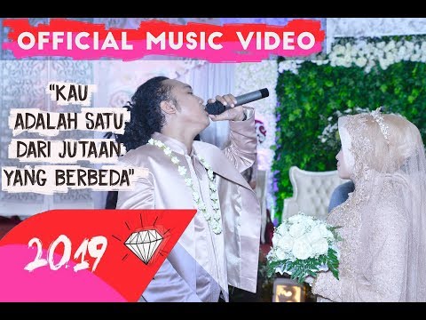 Lirik Lagu Dhyo Haw - Kau Adalah Satu Dari Jutaan Yang ...