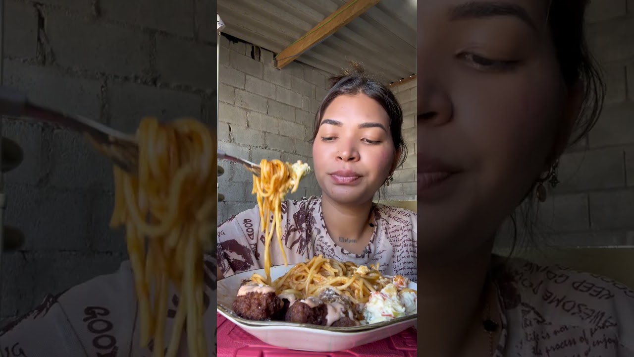 MACARRÃO COM BOLINHA DE CARNE ALMOÇO DE HOJE 