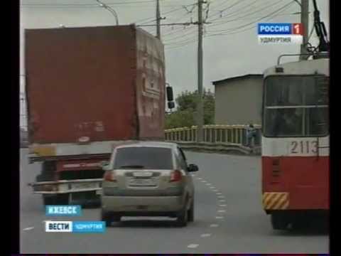 Два троллейбуса обстреляли в Ижевске
