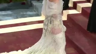 Throwback to #Rosalía's Look at #MetGala 2022