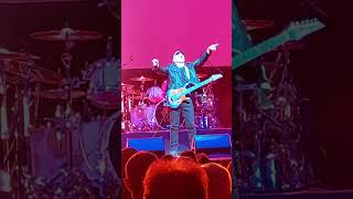 @JoeSatriani- fast fingers. Live at Symphony Hall Birmingham, 12 May 2023