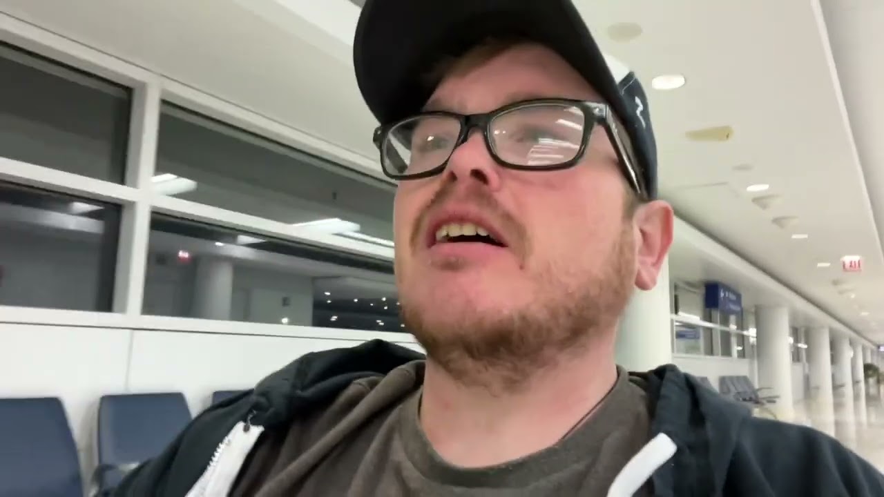 BAD TRAVEL DAY!!!! StarrVlogs 10-20-24 (Day-3947)