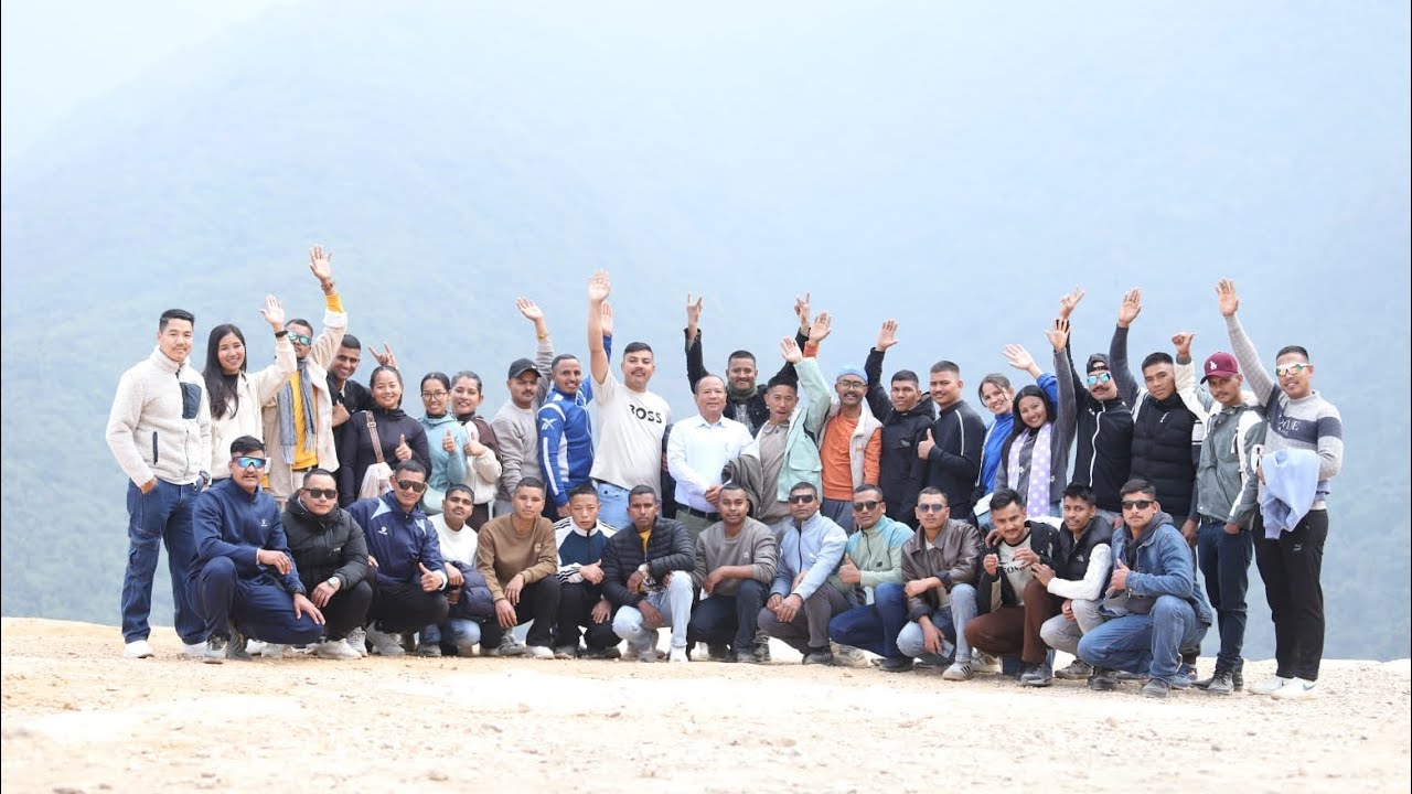 #picnic  👭👬 #keepsupporting #vlog #goviral #foryou #withmyfriends #godawari #funtime #nepalivlog 