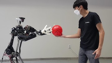 Preliminary Experiments on Dynamic Human-Robot Interaction