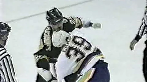 Kelly Chase vs Jamie Huscroft