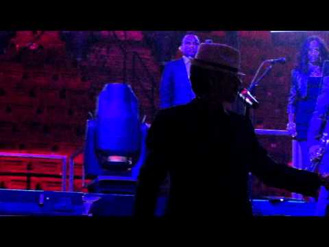 Marc Anthony in san diego 2011-4