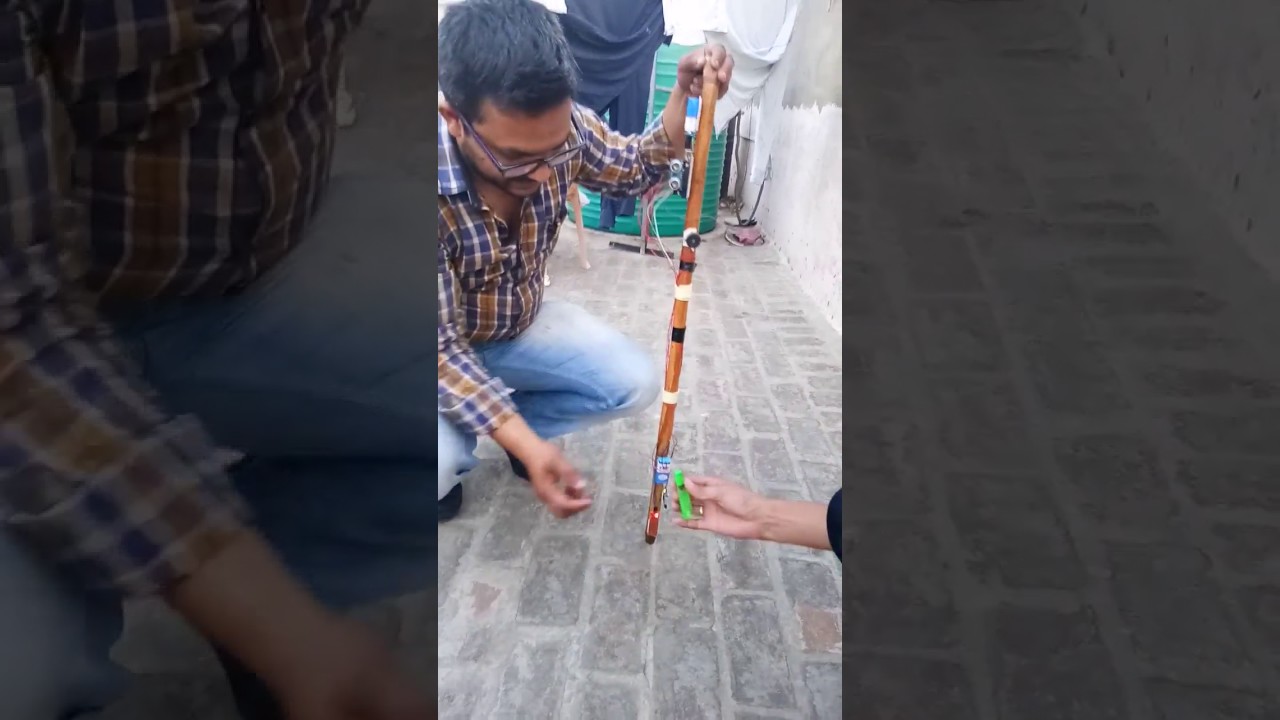 Smart Blind Stick (Major/Minor Projects) - YouTube