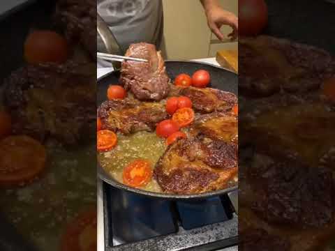 Vídeo: Cuinar tomàquets secs a casa a l’hivern