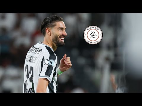 لاعب الشباب البلجيكي يانيك كاراسكو في مباراة الرائد 