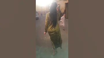 مؤخرة مغربية 