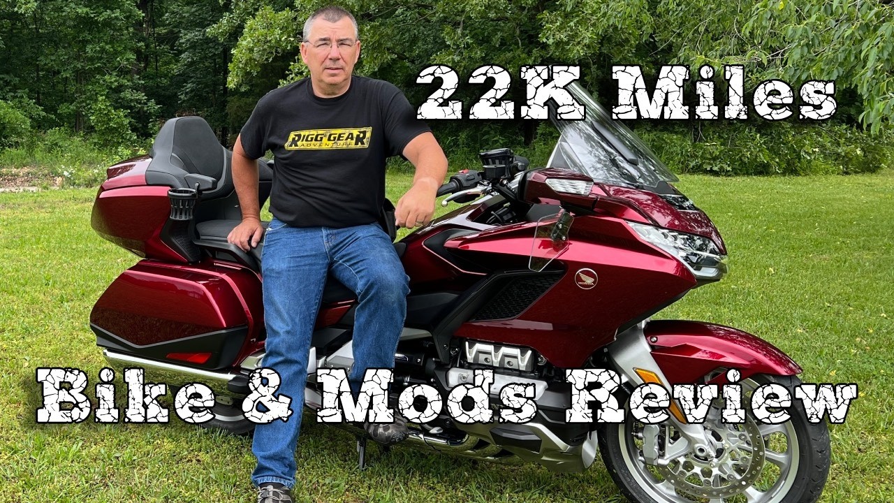 Обзор мотоцикла Hond Goldwing DCT Tour с пробегом 22 000 миль и его модификациями.