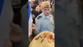 جنازه قتلي جنود الاحتلال الاسرائيلي بيد  المصري محمد صلاح علي الحدود. Funeral of Israeli soldiers