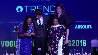 Vogue Beauty Awards 2018 | Shah Rukh Khan | Suhana Khana Debut on Magazine Cover
