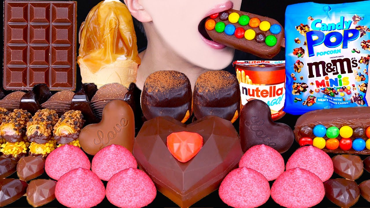 ASMR M&M'S MAGNUM FROZEN FRUIT ROLL UPS CHOCOLATE ICE CREAM NUTELLA DESSERT MUKBANG 먹방 EATING SOUNDS