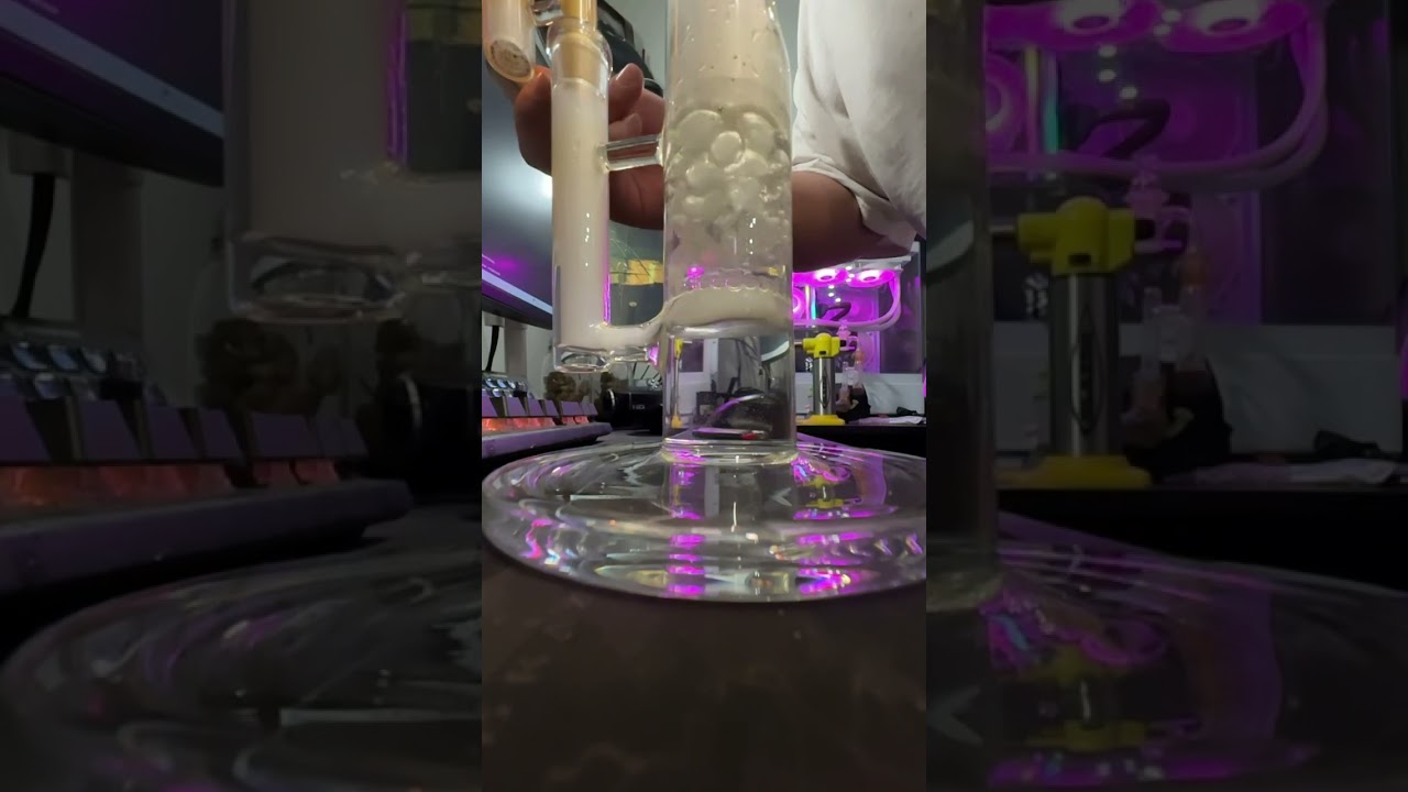 Grav honeycomb perc slow-mo