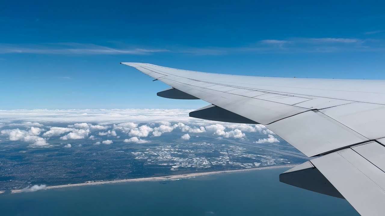 [4K] Incredible Amsterdam Take-off | KLM | Boeing 777-300(ER) | PH-BVD | AMS | SCS 15