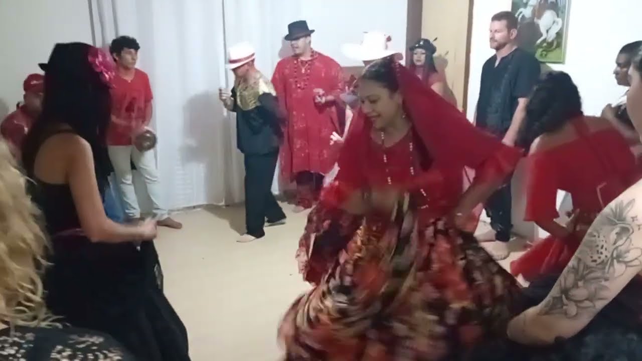 Exu e Pombagira em Sessão 🔥 Dança, Tambor e Força Espiritual | Cartas Ciganas e Búzios