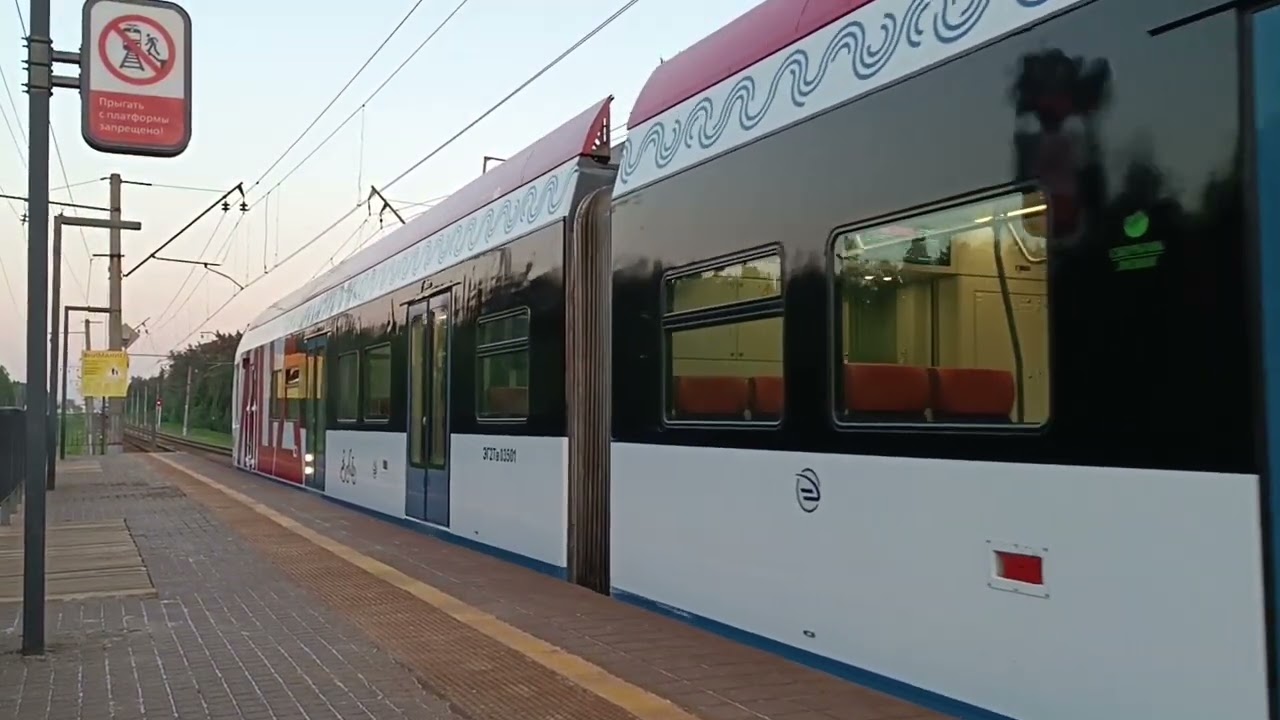 Отправление ЭП2Д-0037, прибытие и отправление ЭГ2Тв-035, о.п. Аникеевка