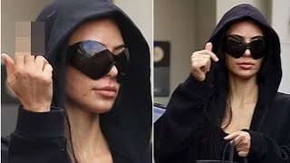 Kims Got New Plastic Surgery Scars? Kim Flips Off Paparazzi