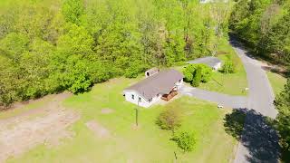 Fort Payne, Alabama fully renovated home, move in ready!