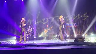 Bananarama - A Trick Of The Night (live at the London Palladium, 4th April 2024) Resimi