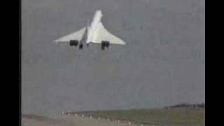 Concorde aborts crosswind landing