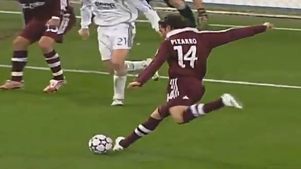 EL DÍA QUE CLAUDIO PIZARRO SE ENFRENTÓ AL REAL MADRID DE LOS GALÁCTICOS!!!