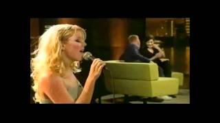 Simone - Hopelessly Devoted to You (Live)