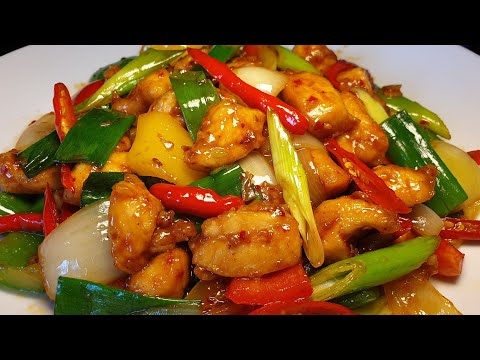 ไก่ผัดน้ำพริกเผา | Stir fried chicken with roasted chilli paste | Thai food
