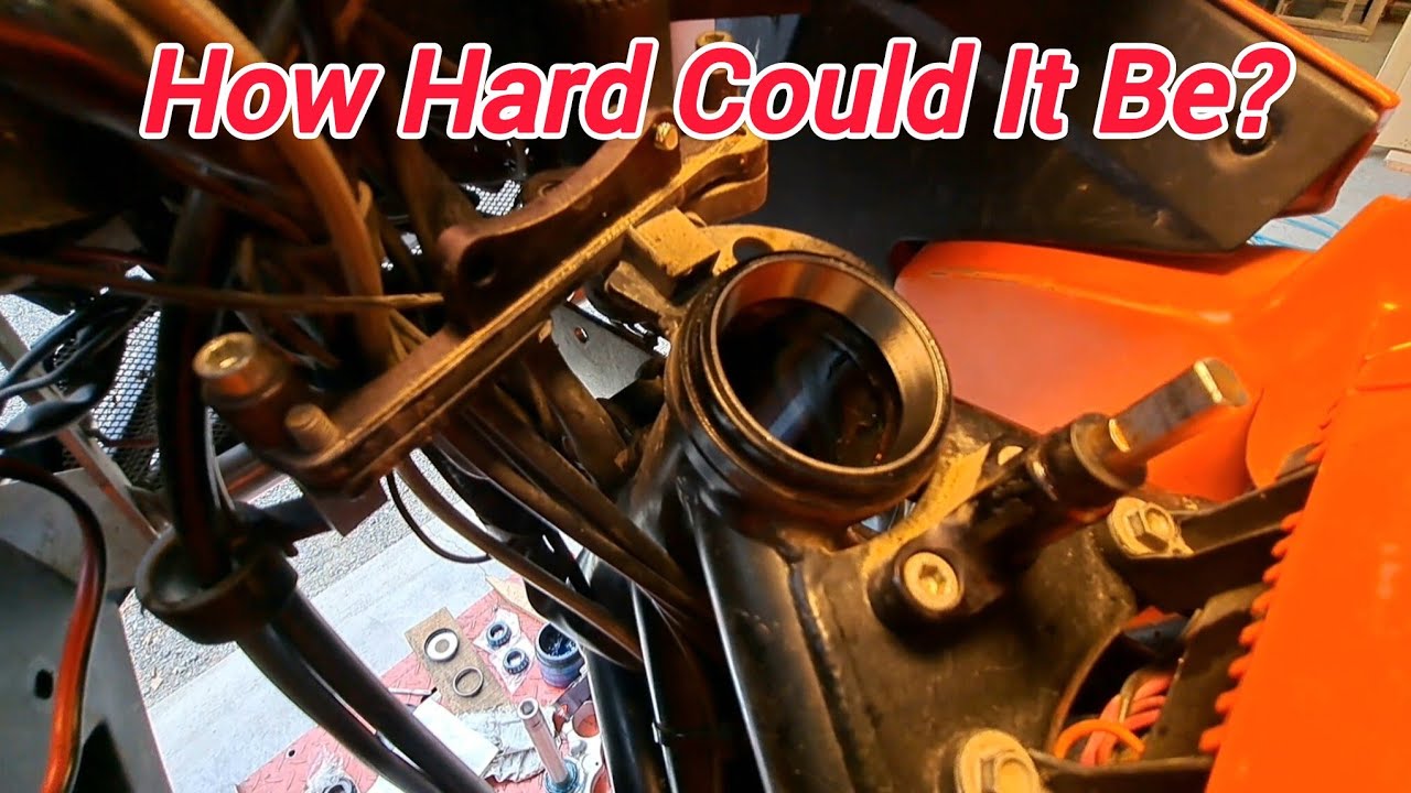 Замена подшипника рулевой колонки KTM 950 Adventure.