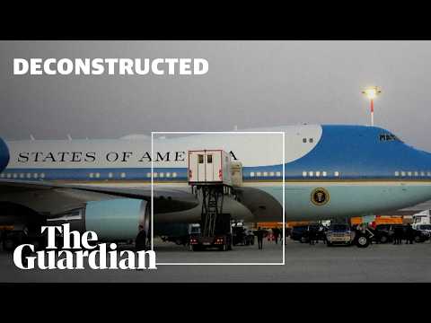 Дональд Трамп тайно улетал другим самолетом