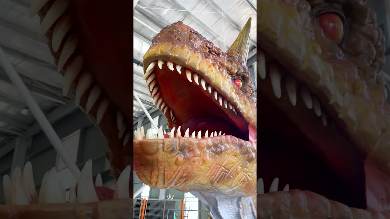 A new animatronic dinosaur! A Carnotaurus! 