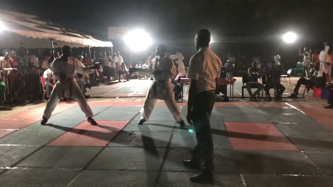 Opon Daame Ndao Kolack 2m24