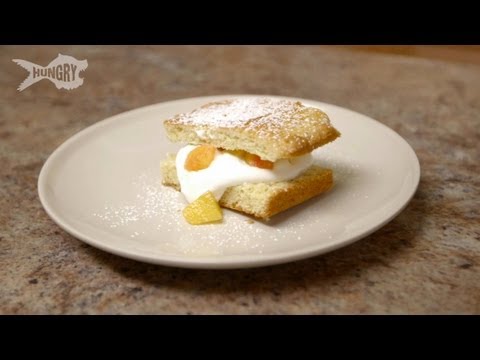 Video: How To Make A Peach Shortbread Cake