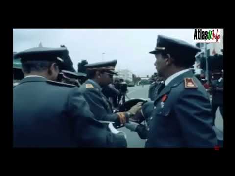 الملك الحسن الثاني بالقنيطرة في استعراض للجيش الملكي نونبر 1979 