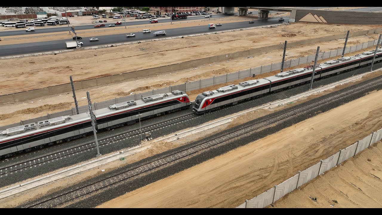 التشغيل التجريبي للقطار الكهربائي الخفيف