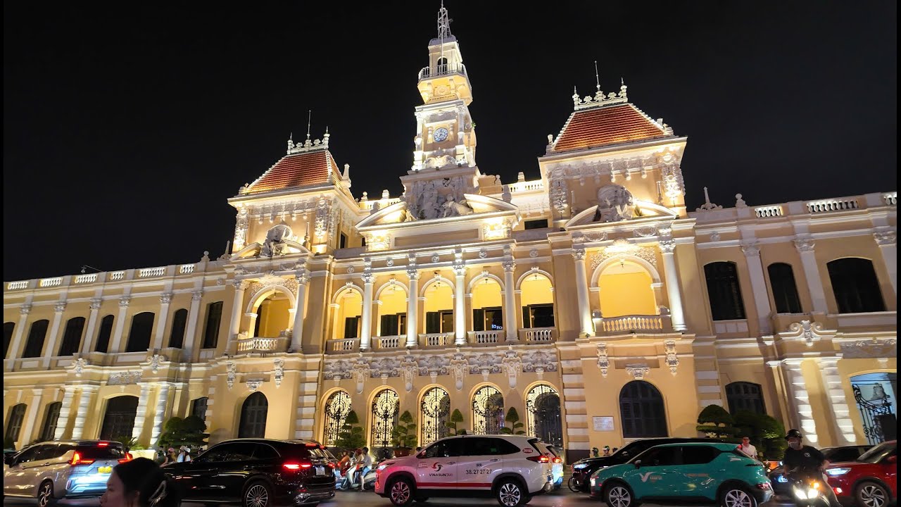 TRỤ SỞ UBND TPHCM, Phần 1  – Đẹp từ kiến trúc đến phong thủy