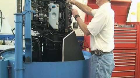 DYNO-mite Outboard Dynamometer Tank-Test Video