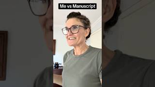 Me vs Manuscript #booktubetbr #booktok #authorlife #booklover #booktube #bookish #authorhumor #funny