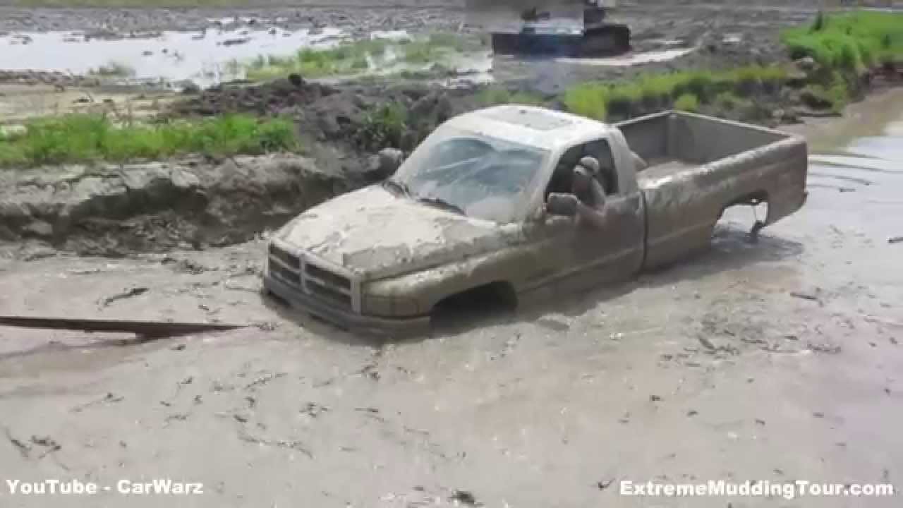 Yahtzee Dodge Gets Way Too Deep At Country Compound Mud Bog - YouTube