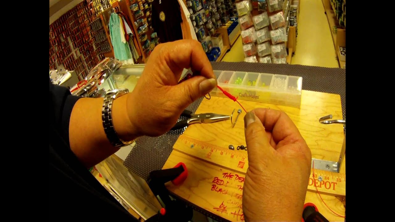 How to Tie the (BEST TWO HOOK FISHING LEADER),,