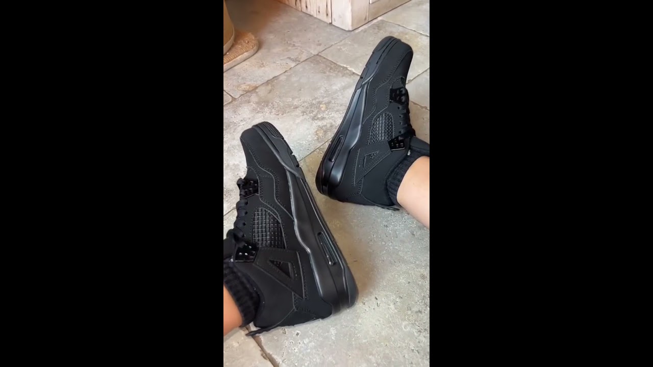 Unboxing Jordan 4 Black Cats