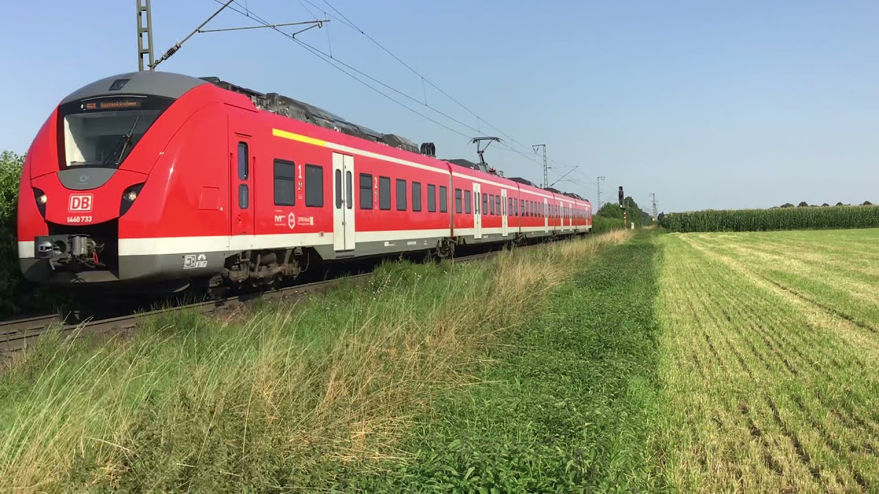 RE8 Köln Deutz - Kaldenkirchen met Baureihe 1440 Treinstel DB te Breyell Duitsland 23 Juli 2021
