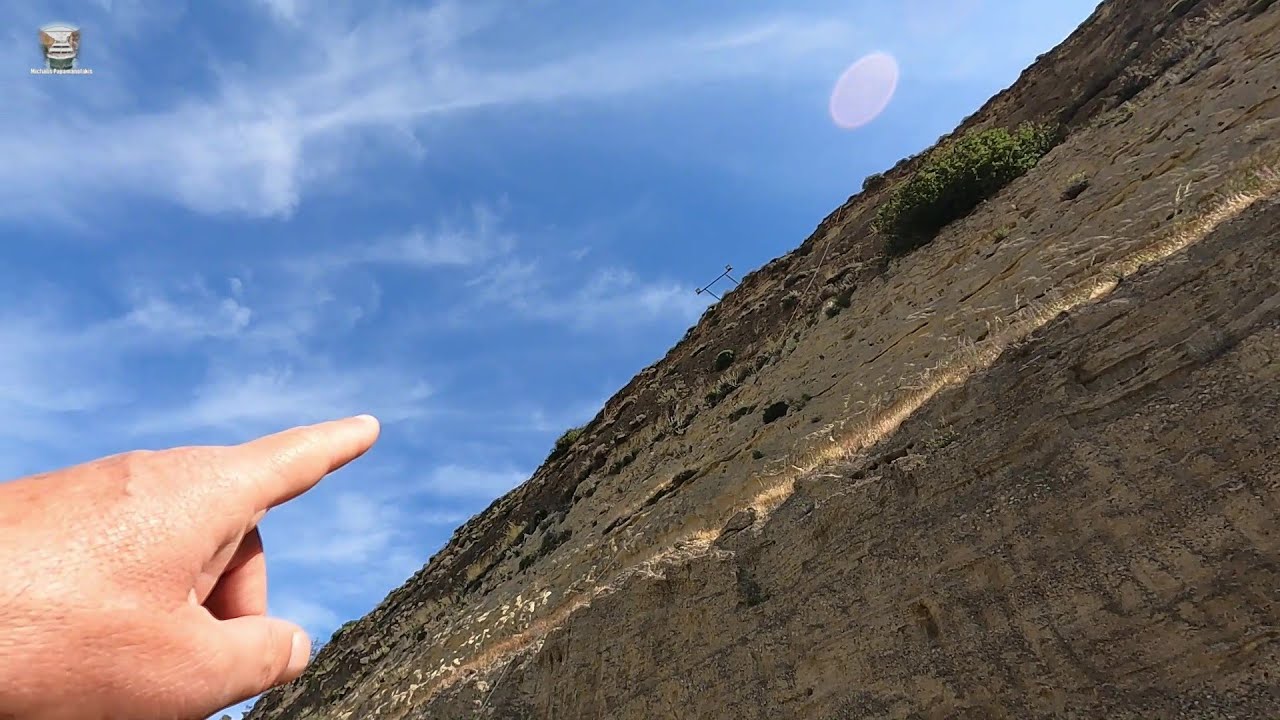 Από εδώ ήθελε να πηδήξει μέσα στη Διώρυγα της Κορίνθου! Τελικά σώθηκε.